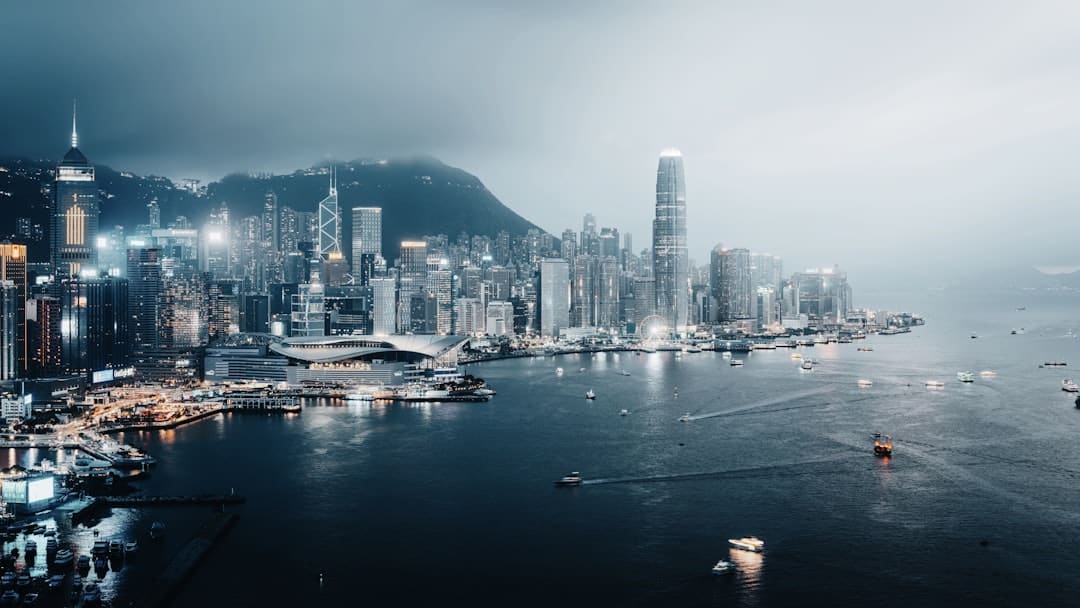 多次被拍到手背发黑,特朗普发展到哪个程度了?